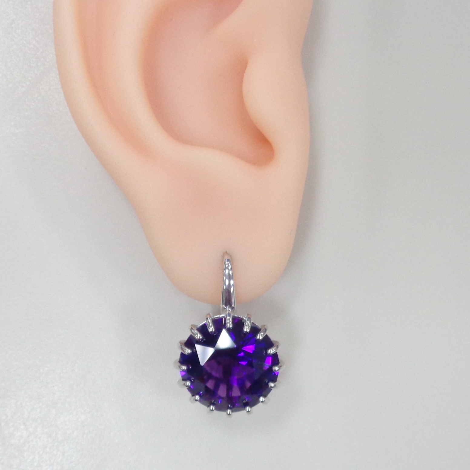 Серебряные серьги с аметистами